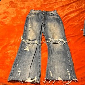 Trendy Distressed Wide Leg Jeans in Classic Blue